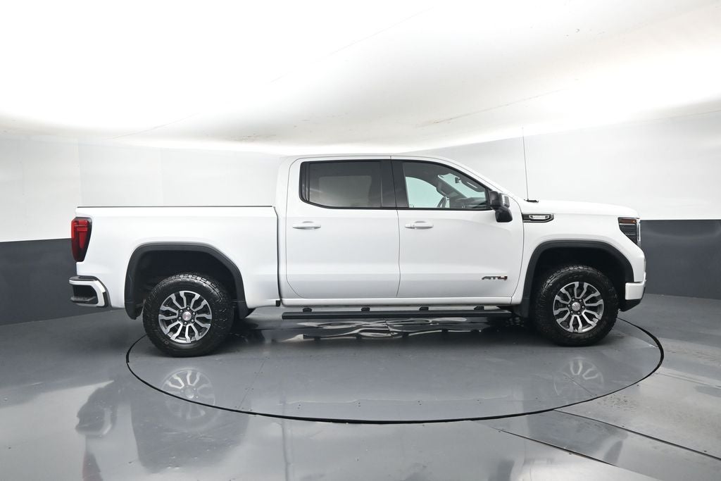 2022 GMC Sierra 1500 4WD Crew Cab Short Box AT4