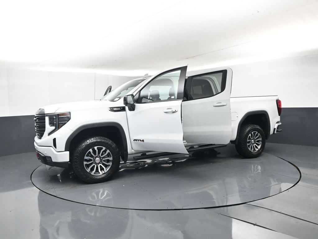 2022 GMC Sierra 1500 4WD Crew Cab Short Box AT4