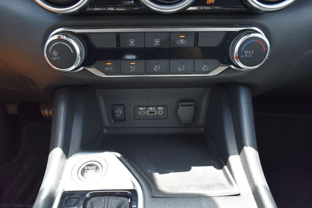 2024 Nissan Sentra SV Xtronic CVT