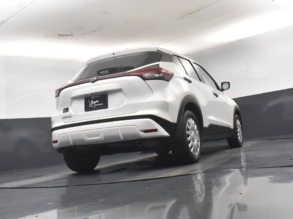 2024 Nissan Kicks S Xtronic CVT