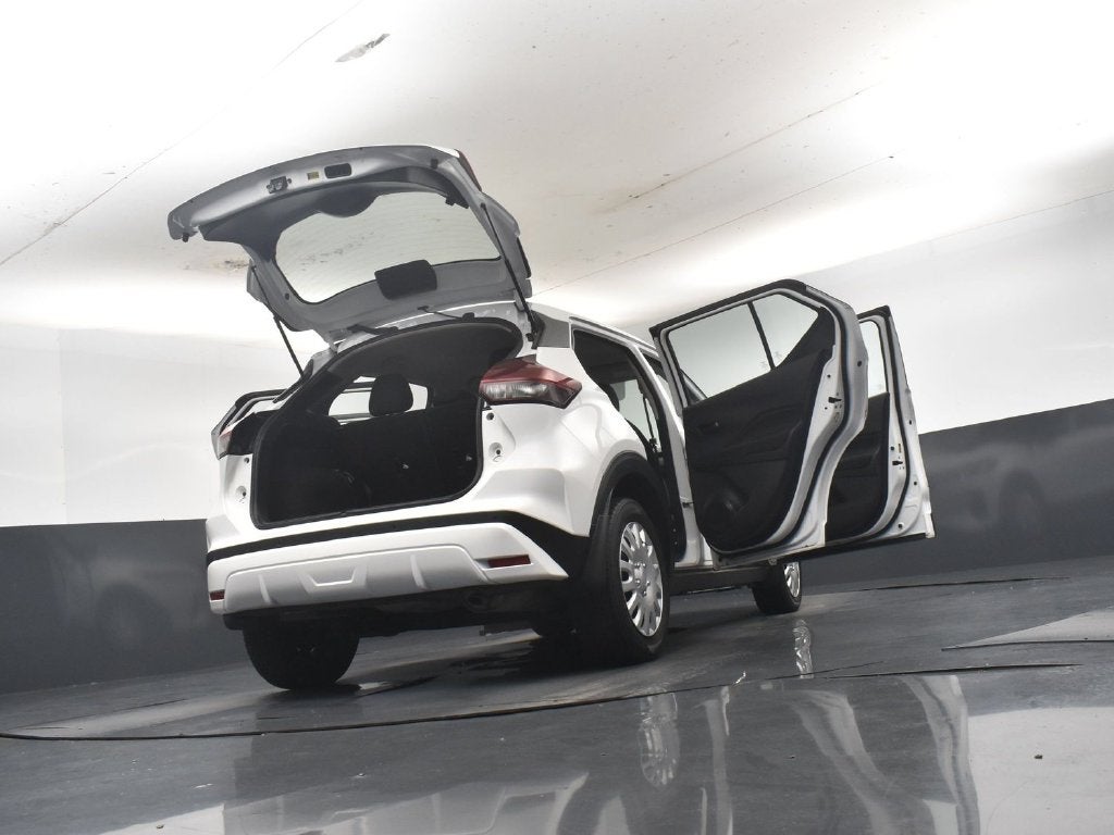 2024 Nissan Kicks S Xtronic CVT