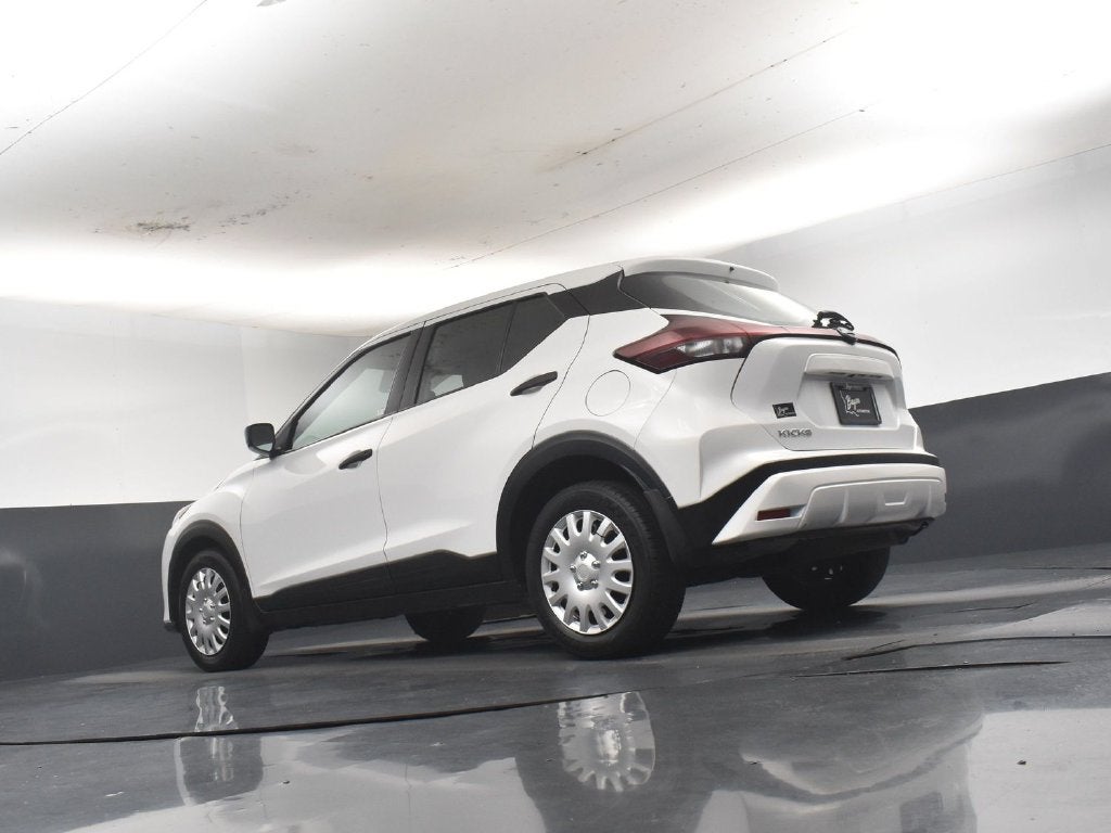 2024 Nissan Kicks S Xtronic CVT