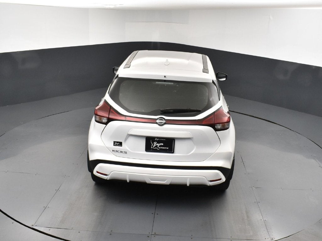 2024 Nissan Kicks S Xtronic CVT