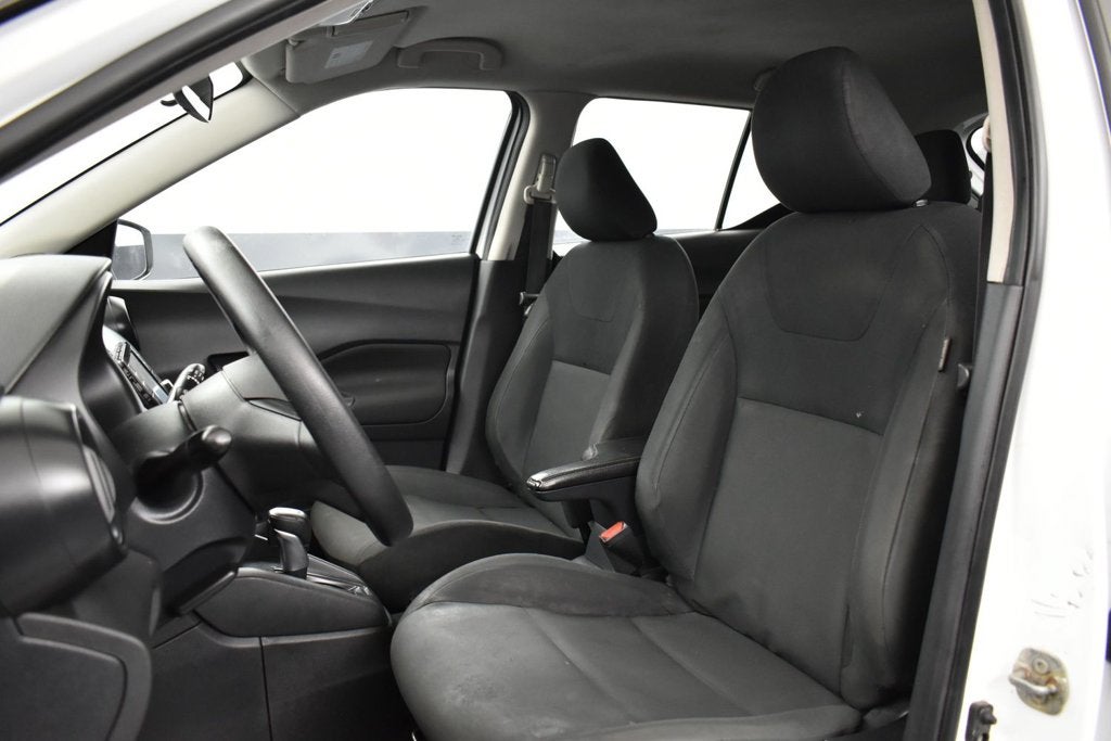 2024 Nissan Kicks S Xtronic CVT