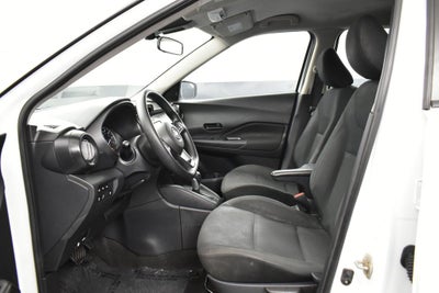 2024 Nissan Kicks S Xtronic CVT