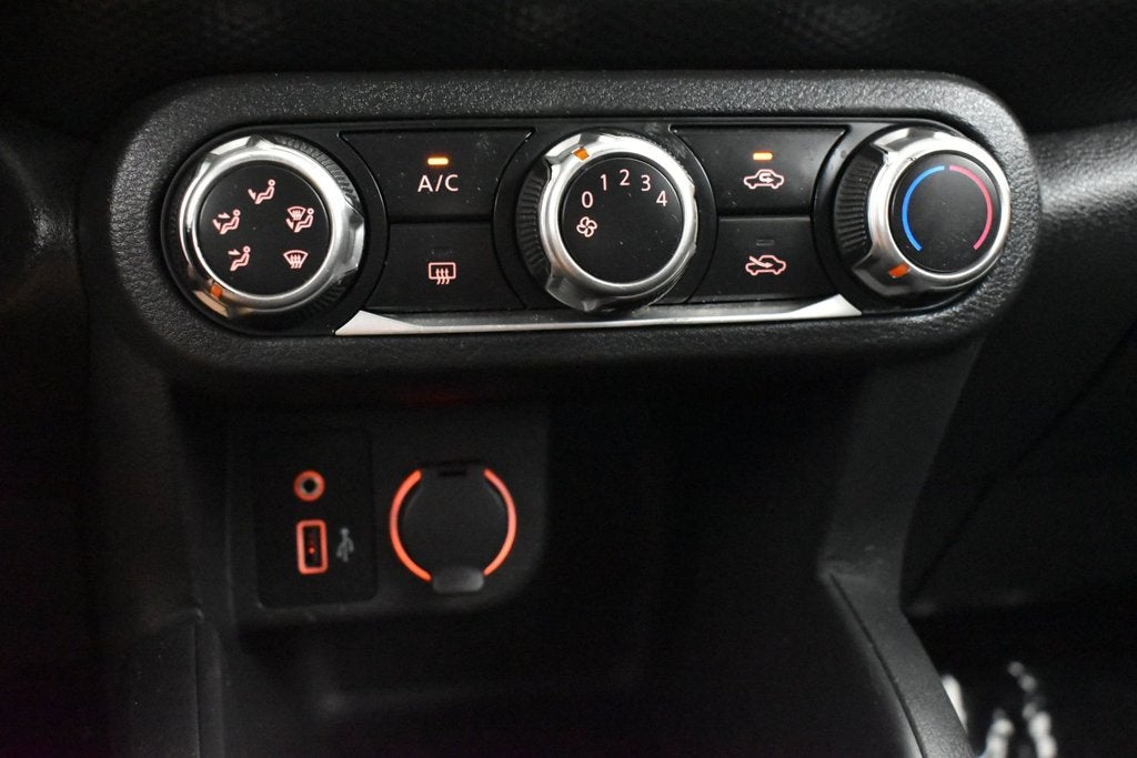 2024 Nissan Kicks S Xtronic CVT