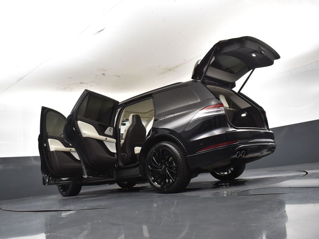 2023 Lincoln Aviator Black Label