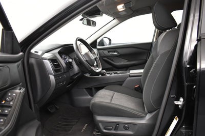 2025 Nissan Rogue SV FWD