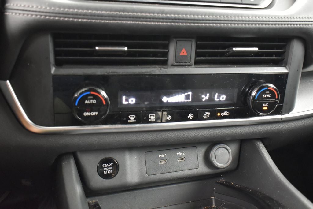 2024 Nissan Rogue SV FWD