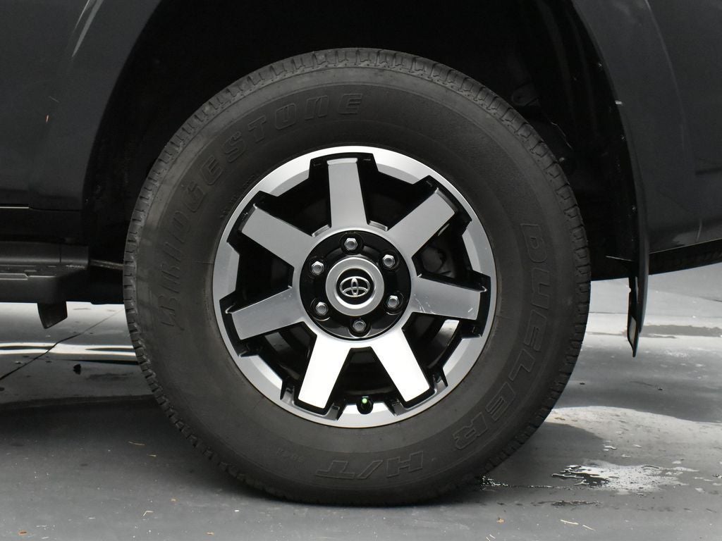 2024 Toyota 4Runner TRD Off Road