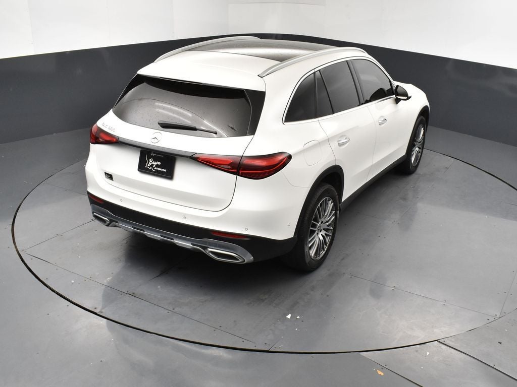 2025 Mercedes-Benz GLC 300 SUV