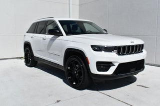 2023 Jeep Grand Cherokee Laredo