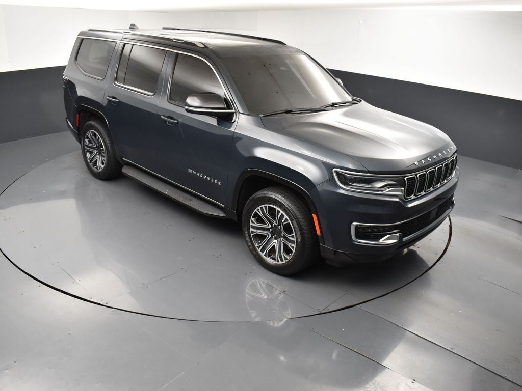 2023 Jeep Wagoneer Base