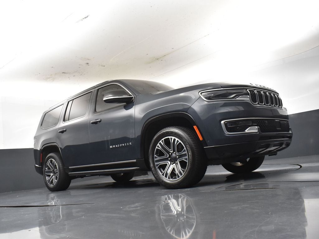 2023 Jeep Wagoneer Base
