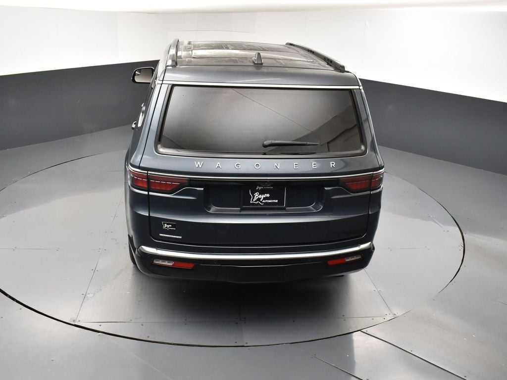 2023 Jeep Wagoneer Base