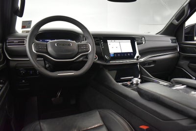 2023 Jeep Wagoneer Base