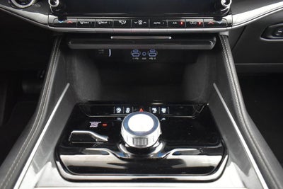 2023 Jeep Wagoneer Base