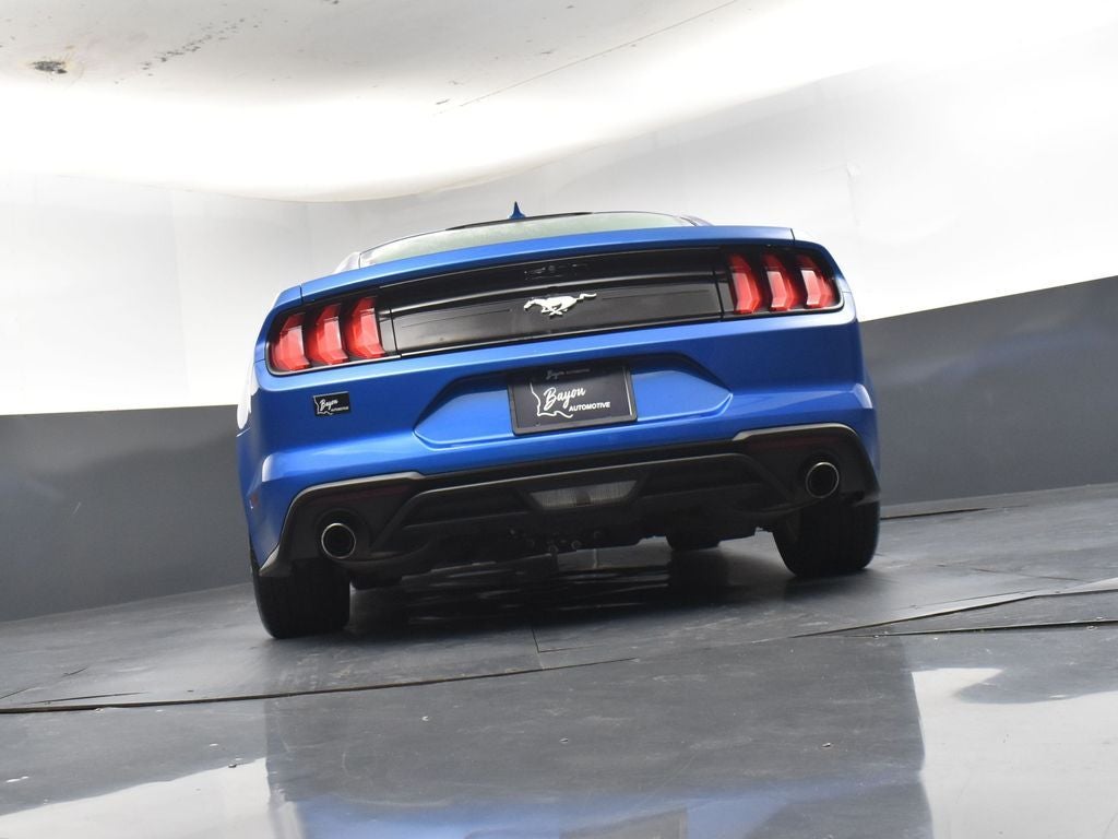 2021 Ford Mustang EcoBoost