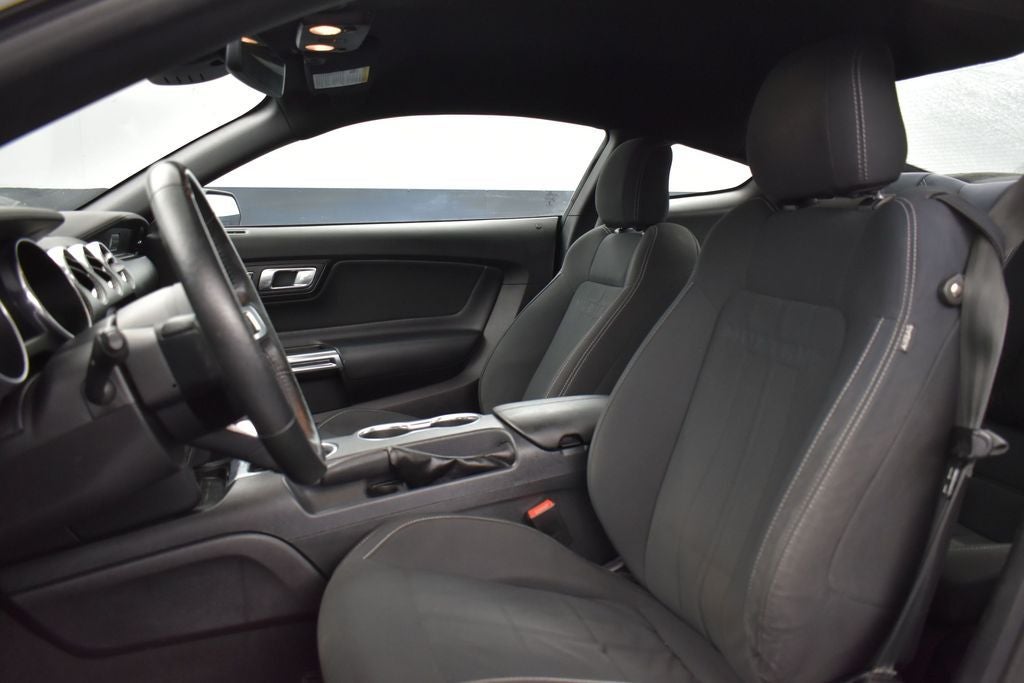 2021 Ford Mustang EcoBoost