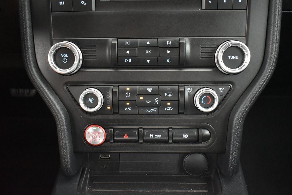 2021 Ford Mustang EcoBoost