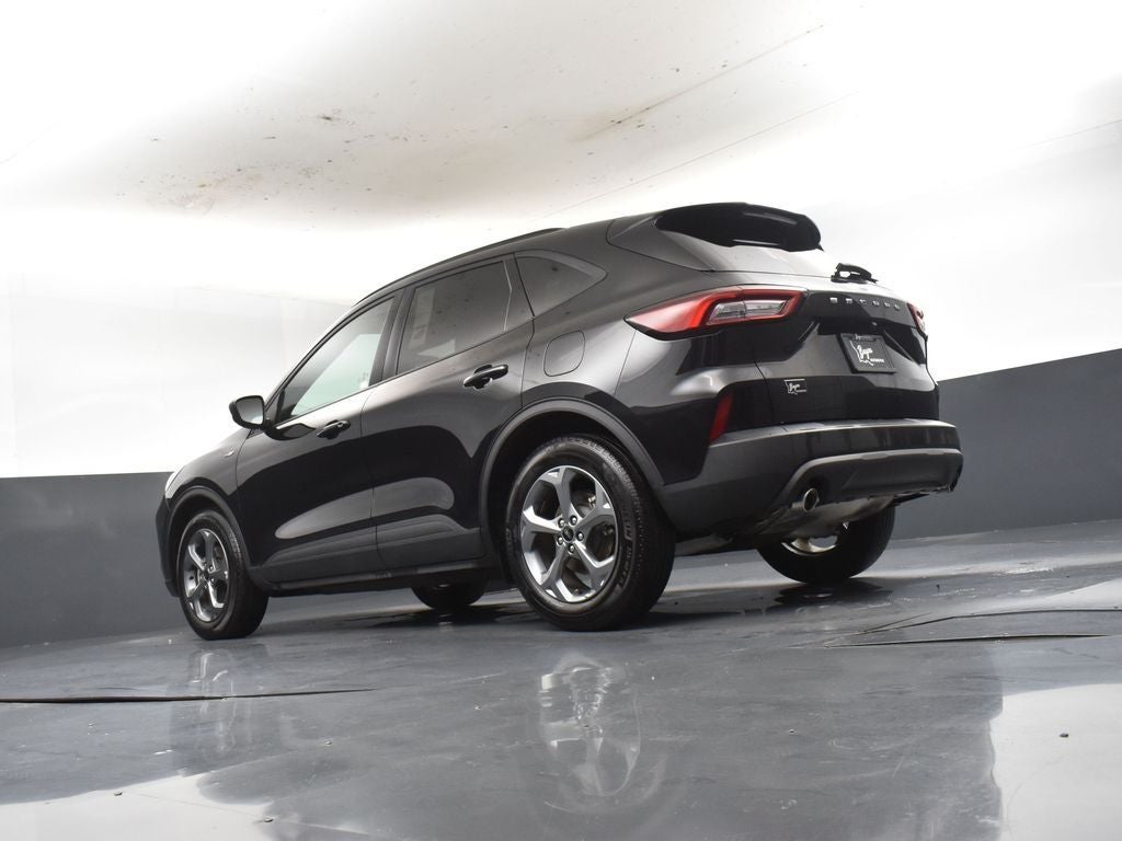 2025 Ford Escape ST-Line 300A