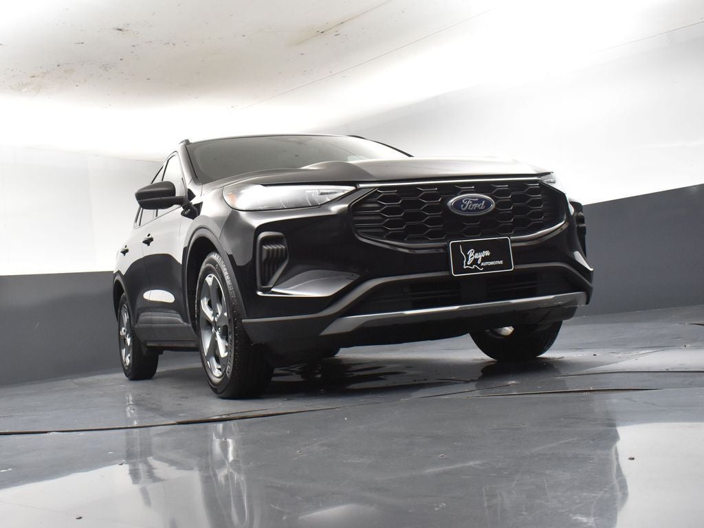 2025 Ford Escape ST-Line 300A