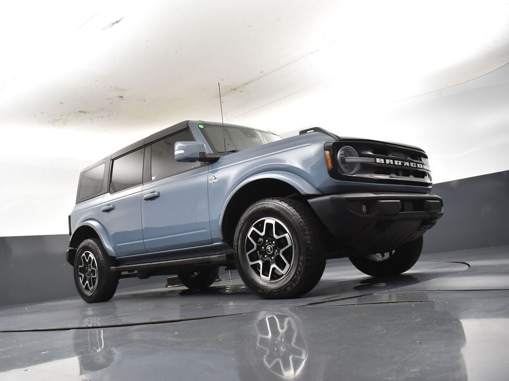 2024 Ford Bronco Outer Banks