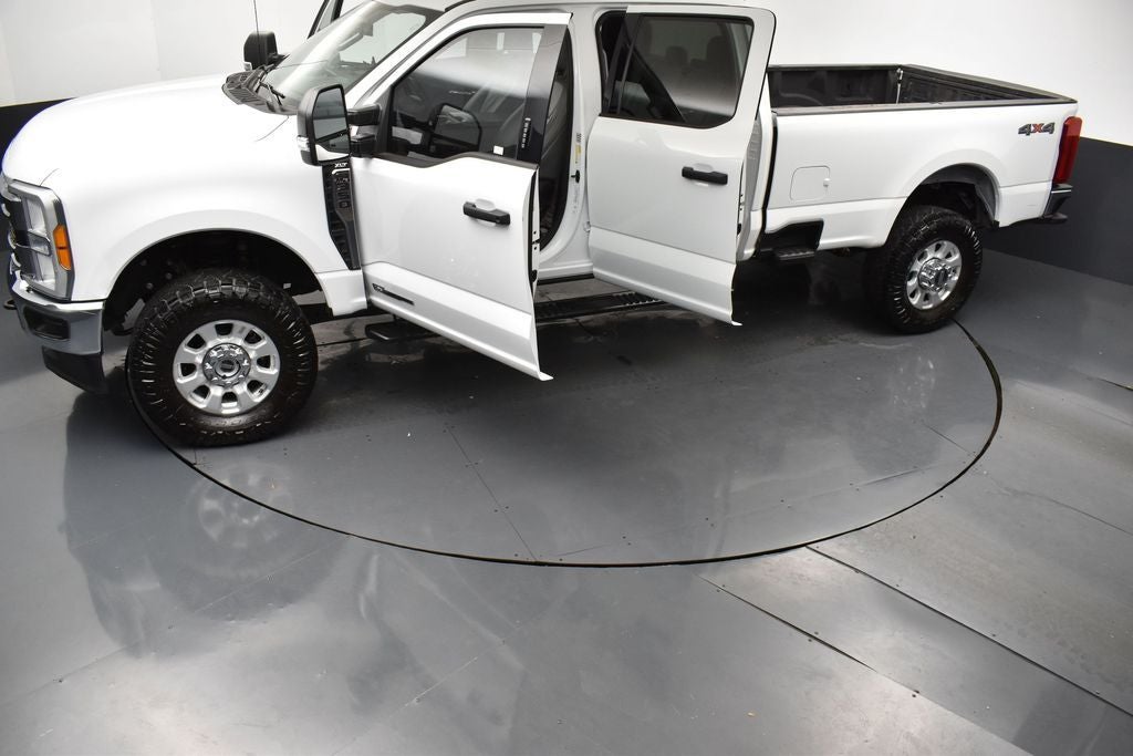 2023 Ford F-350SD XLT