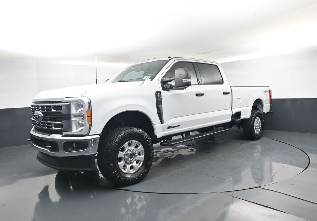 2023 Ford F-350SD XLT
