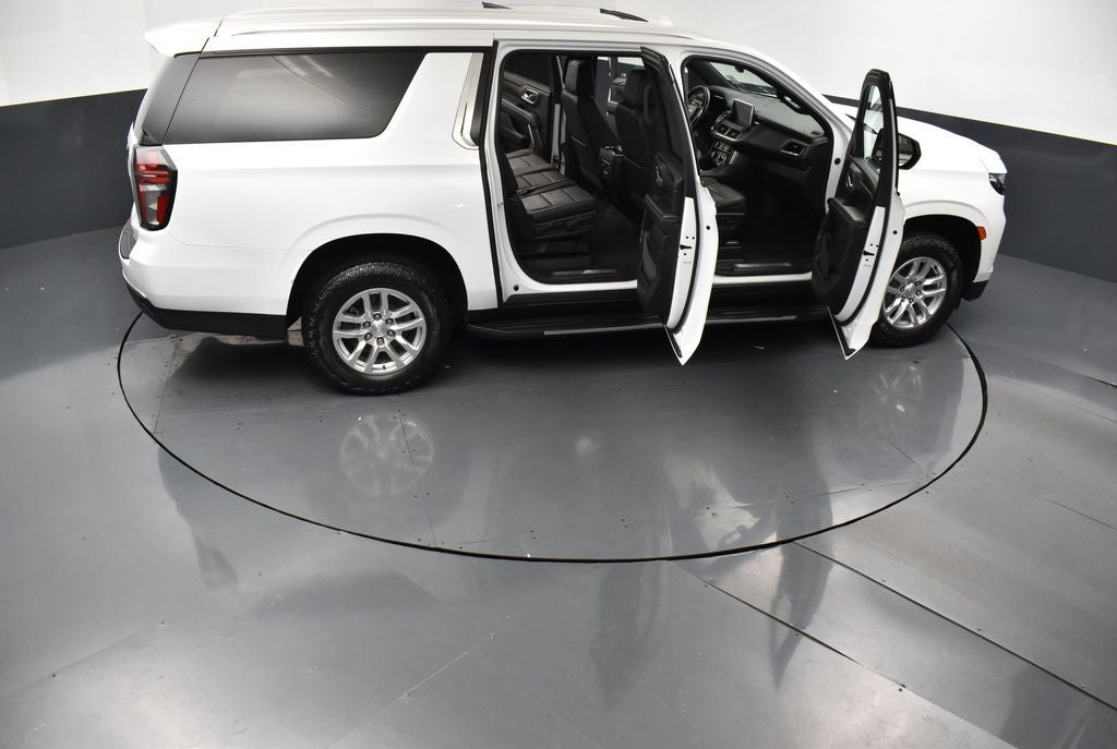 2022 Chevrolet Suburban LT