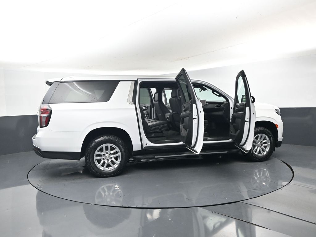 2022 Chevrolet Suburban LT