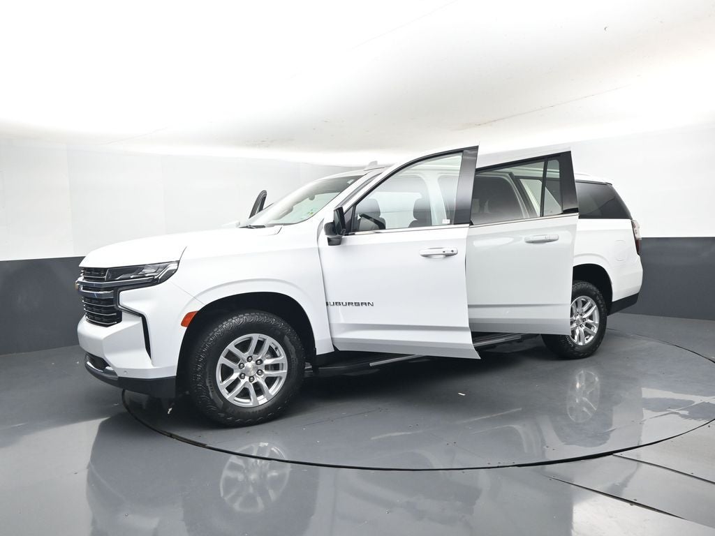2022 Chevrolet Suburban LT