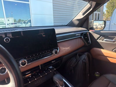 2024 GMC Canyon AT4