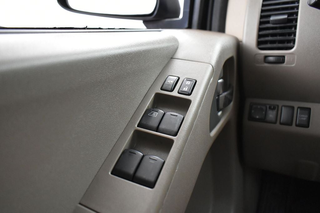 2011 Nissan Frontier SV