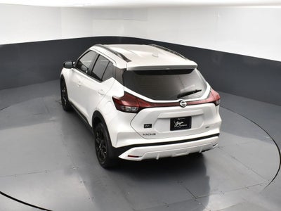 2021 Nissan Kicks SR