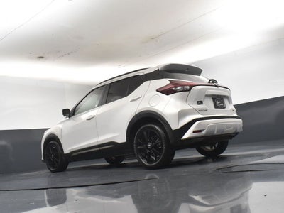 2021 Nissan Kicks SR