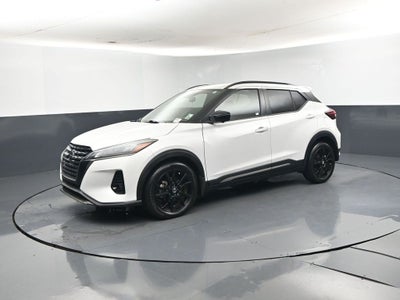 2021 Nissan Kicks SR