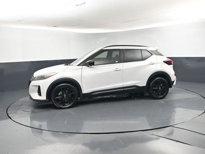 2021 Nissan Kicks SR