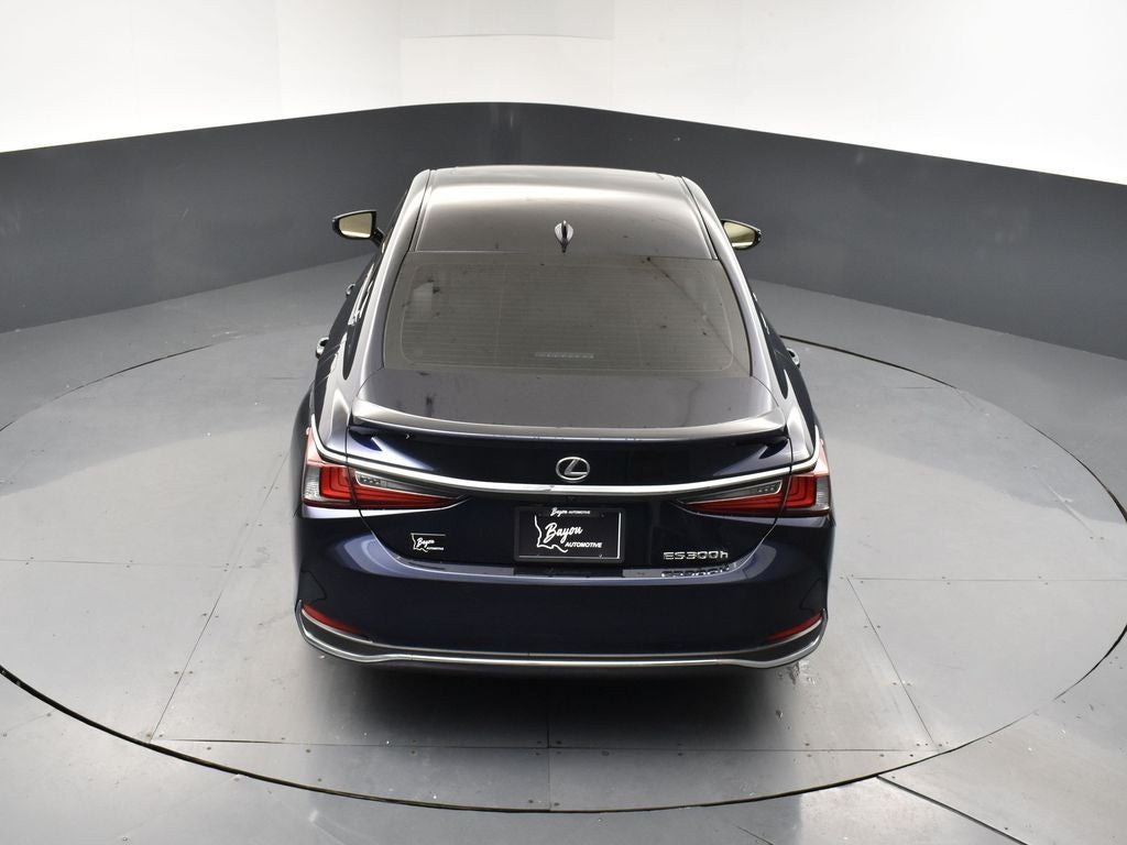 2025 Lexus ES 300h Ultra Luxury