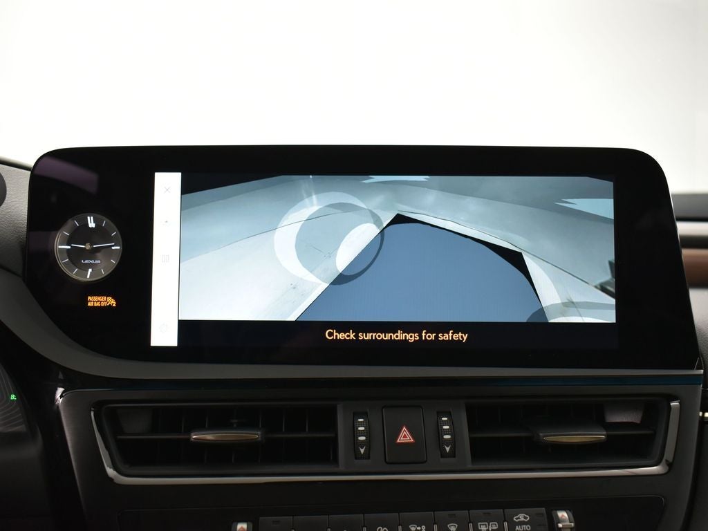 2025 Lexus ES 300h Ultra Luxury