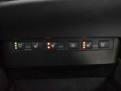 2025 Lexus ES 300h Ultra Luxury