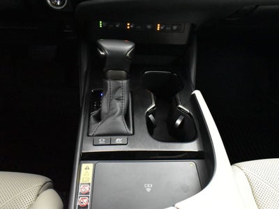 2025 Lexus ES 300h Ultra Luxury