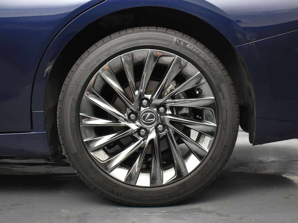 2025 Lexus ES 300h Ultra Luxury