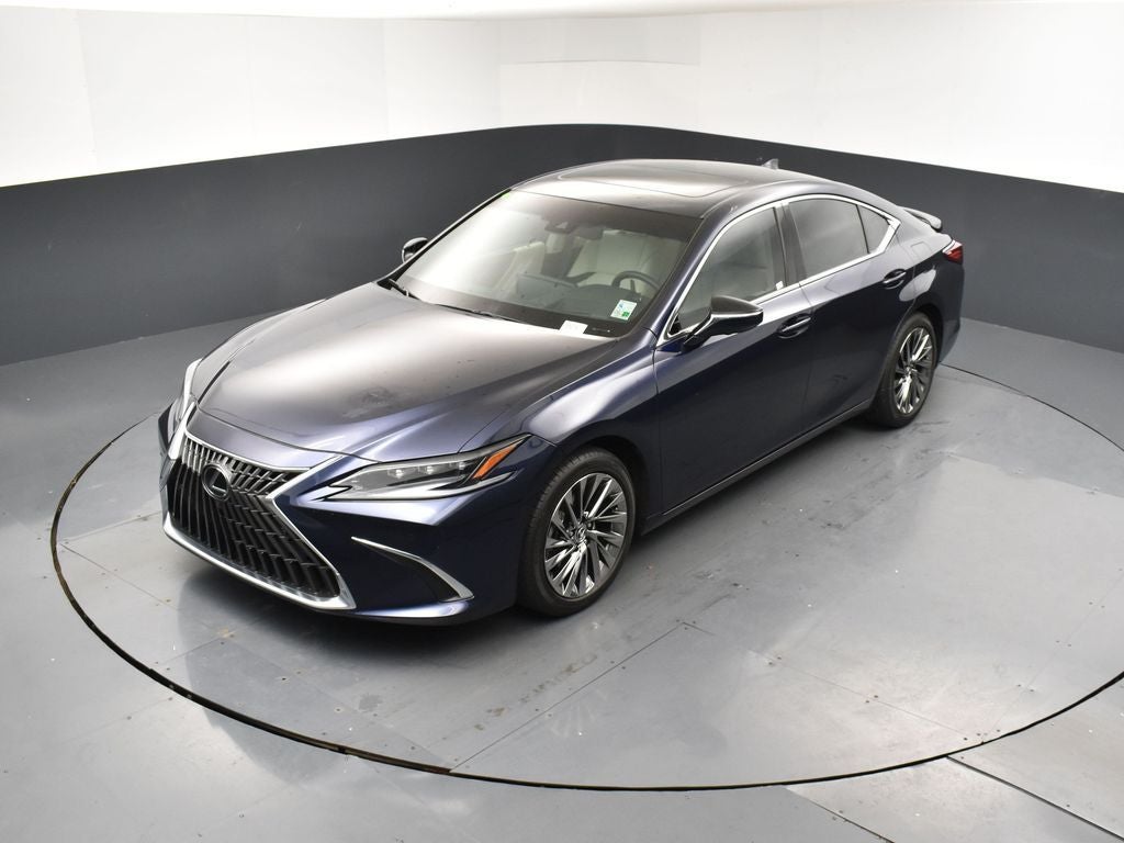 2025 Lexus ES 300h Ultra Luxury