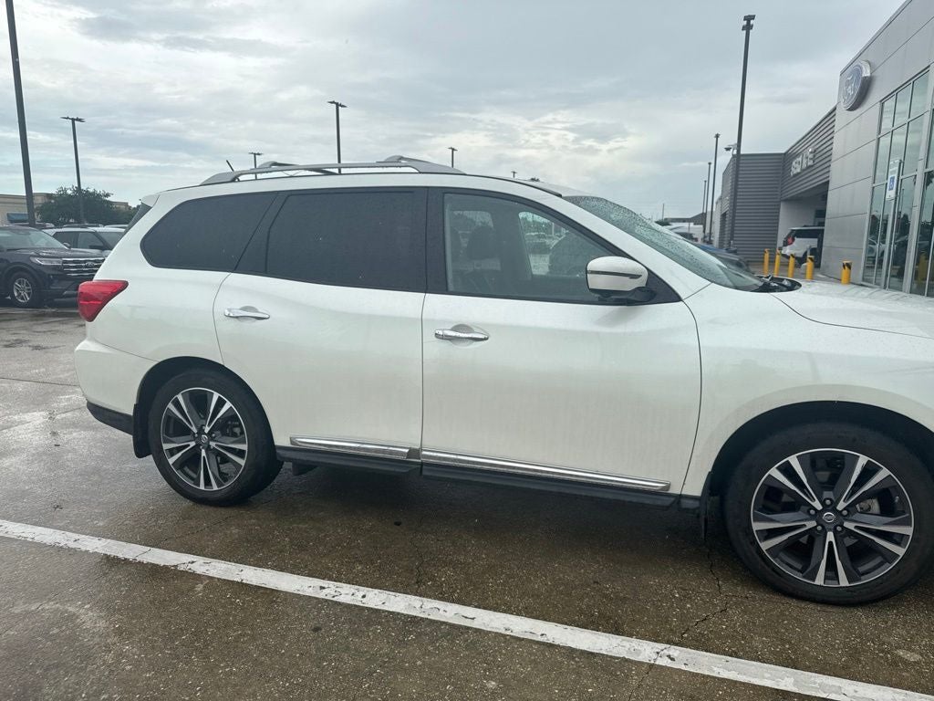 2018 Nissan Pathfinder Platinum