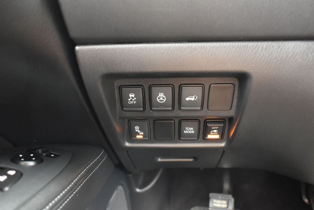 2018 Nissan Pathfinder Platinum