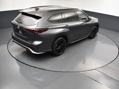 2025 Toyota Highlander XSE