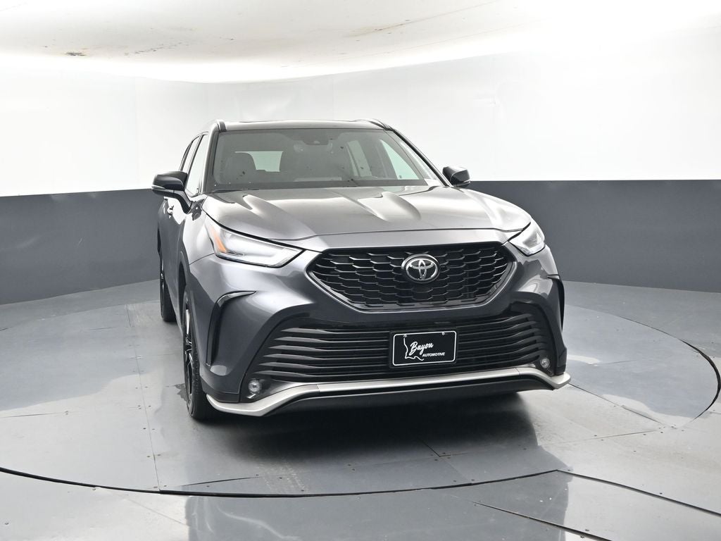 2025 Toyota Highlander XSE