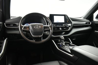 2025 Toyota Highlander XSE