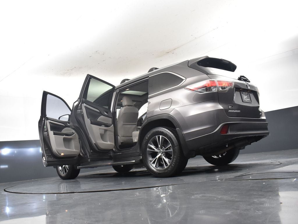 2016 Toyota Highlander XLE V6